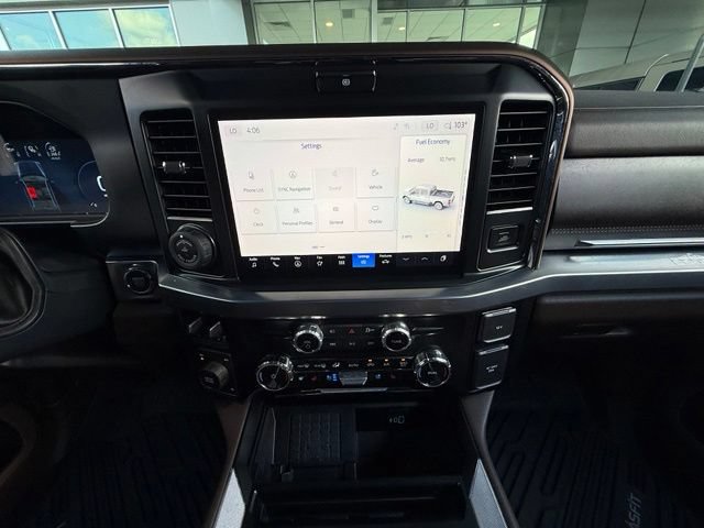 Used 2025 Ford F450 King Ranch w/ Snow Plow/Camper Package AWD/4WD image 24