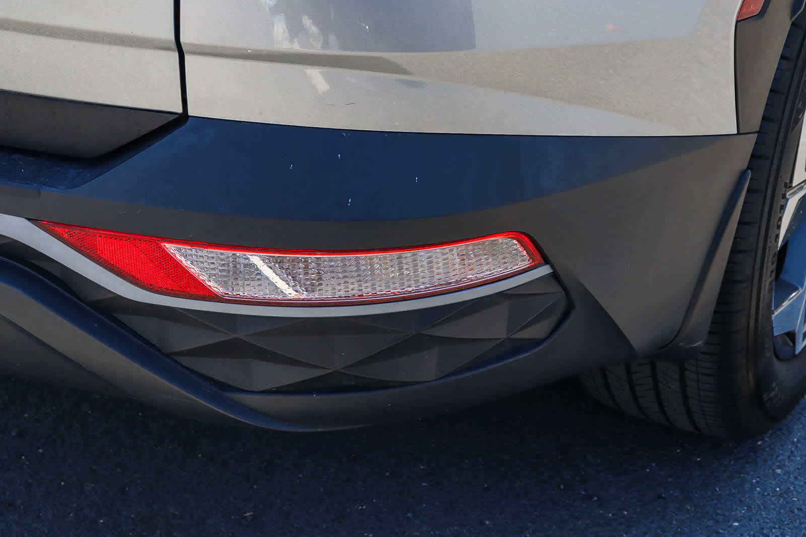 Used 2023 Hyundai Tucson SEL w/ Convenience Package FWD image 12