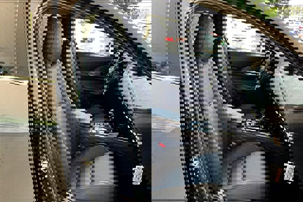 New 2025 MAZDA CX-30 2.5 Turbo w/ Premium Package image 6