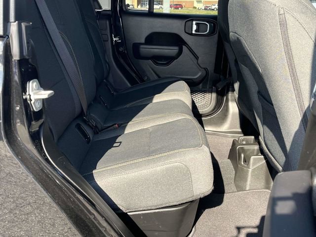 Used 2024 Jeep Gladiator Sport image 21