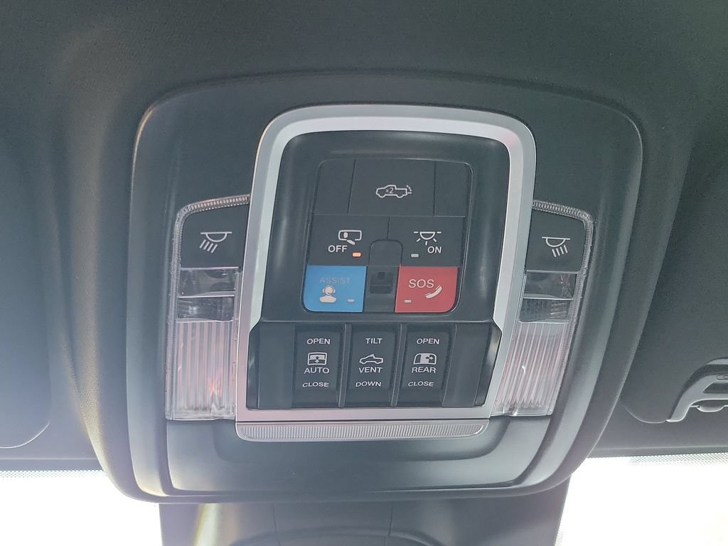 New 2026 RAM 2500 Laramie AWD/4WD image 21
