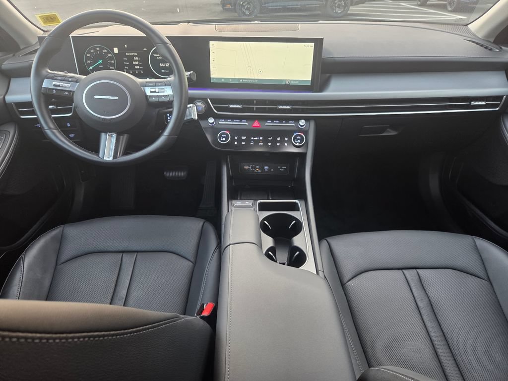 Used 2025 Hyundai Sonata Limited FWD image 12