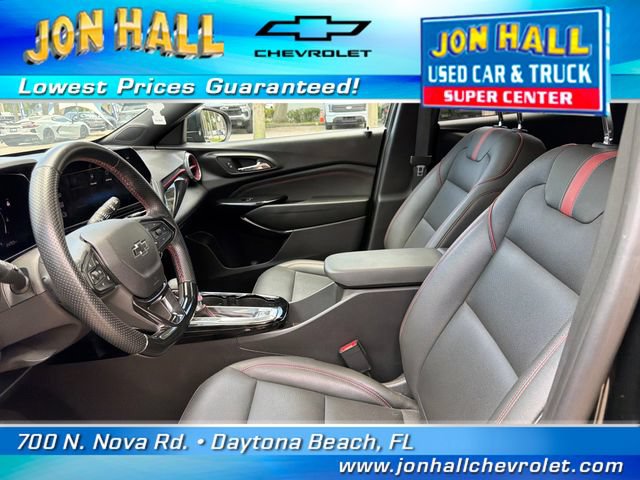 Used 2024 Chevrolet Trax RS w/ Sunroof Package FWD image 16