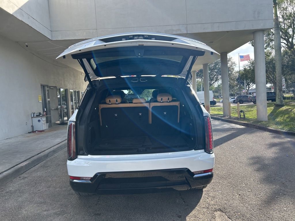 Used 2025 Cadillac Escalade IQ Sport 2 image 40