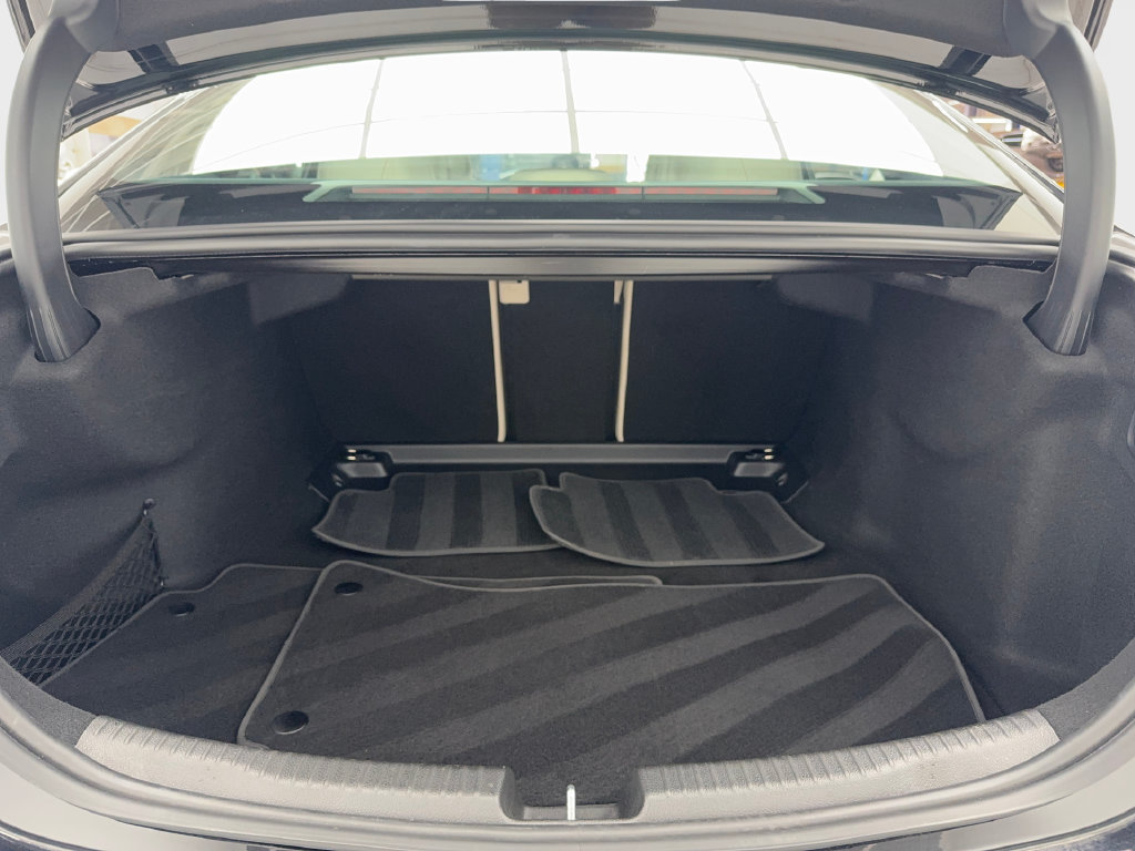 Used 2022 Mercedes-Benz C 300 Sedan image 18