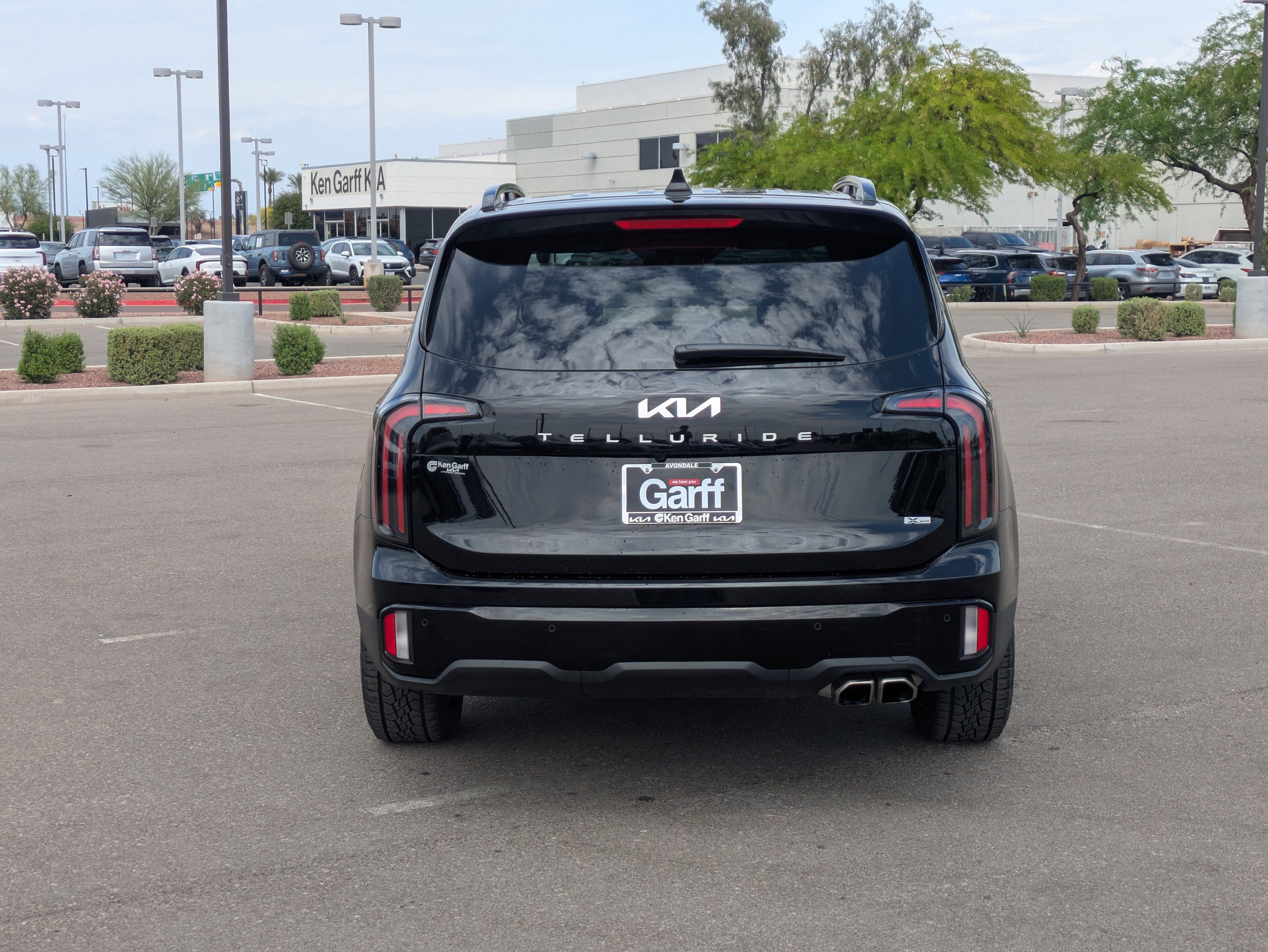 Used 2024 Kia Telluride SX X-Pro image 4
