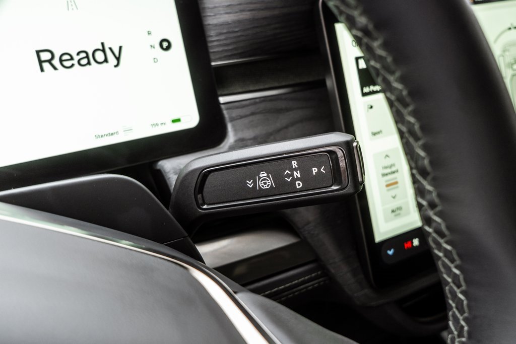 Used 2023 Rivian R1T Adventure image 25