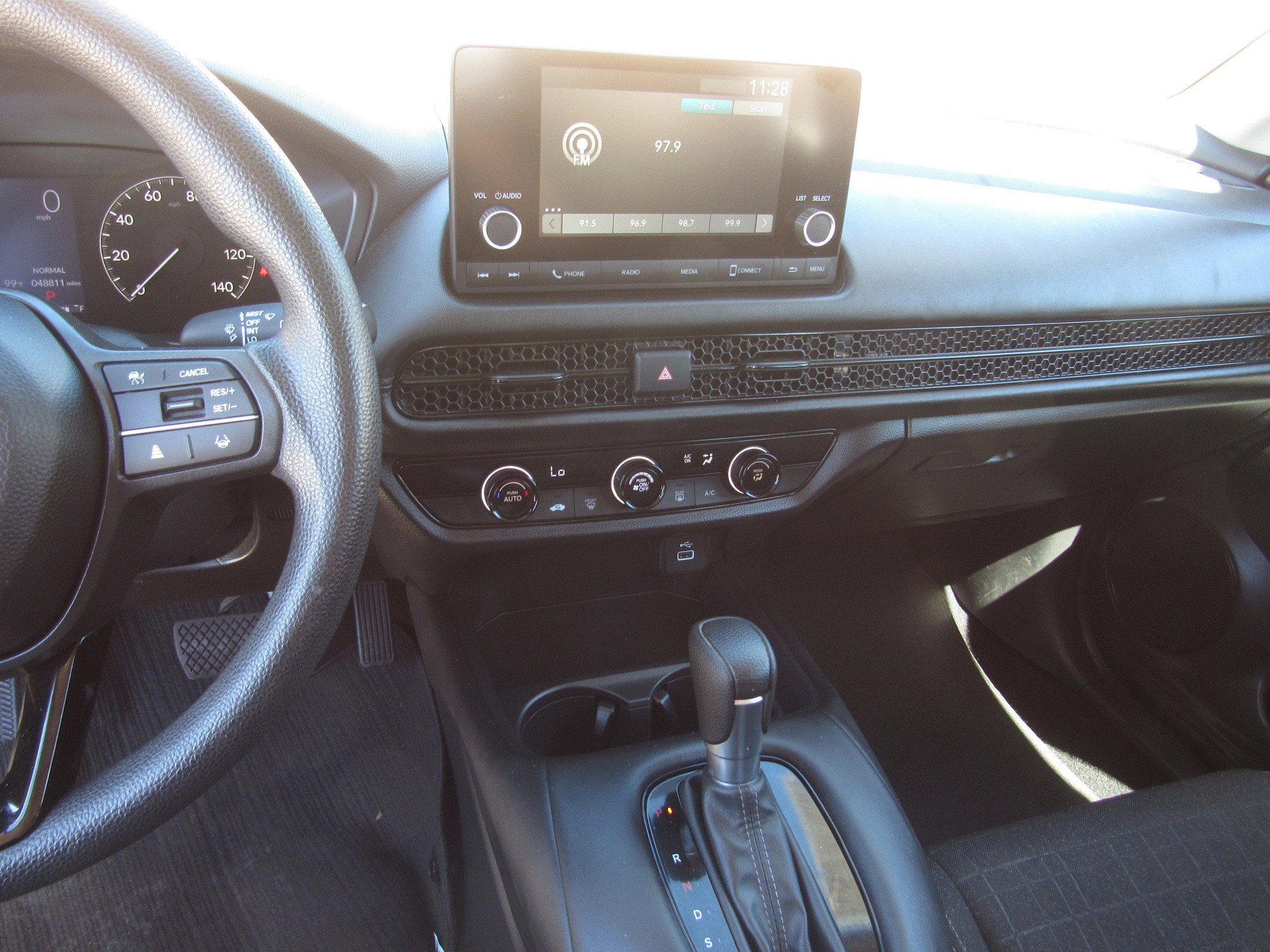 Certified 2024 Honda HR-V LX image 17