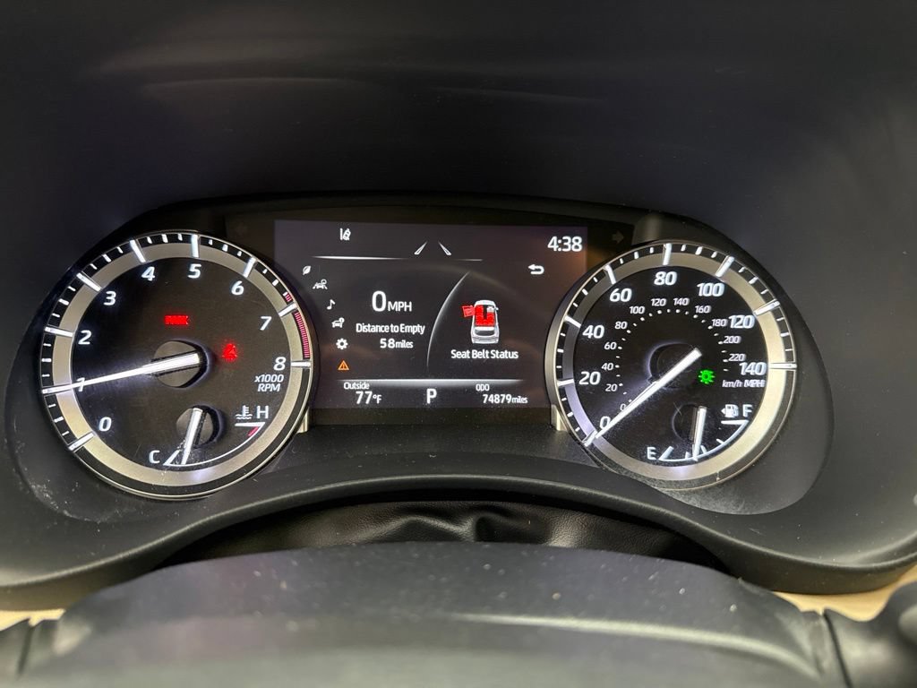 Used 2022 Toyota Highlander XLE AWD/4WD image 32