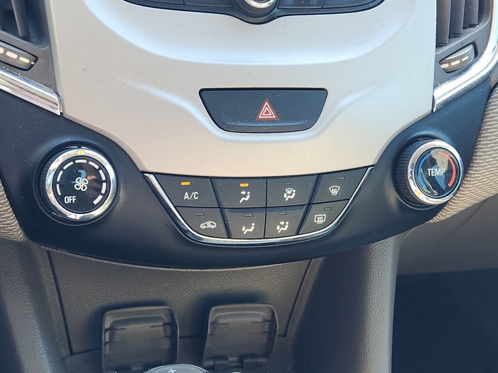 Used 2016 Chevrolet Cruze LS FWD image 6