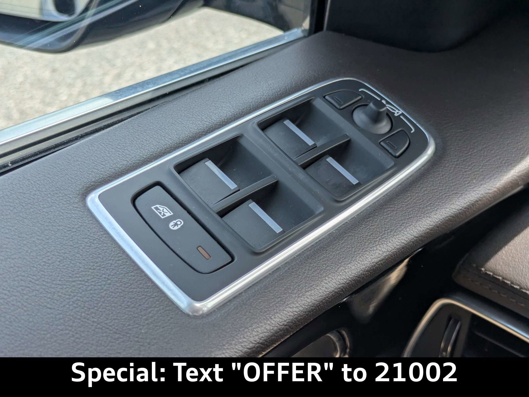 Used 2020 Jaguar F-PACE Prestige AWD/4WD image 28