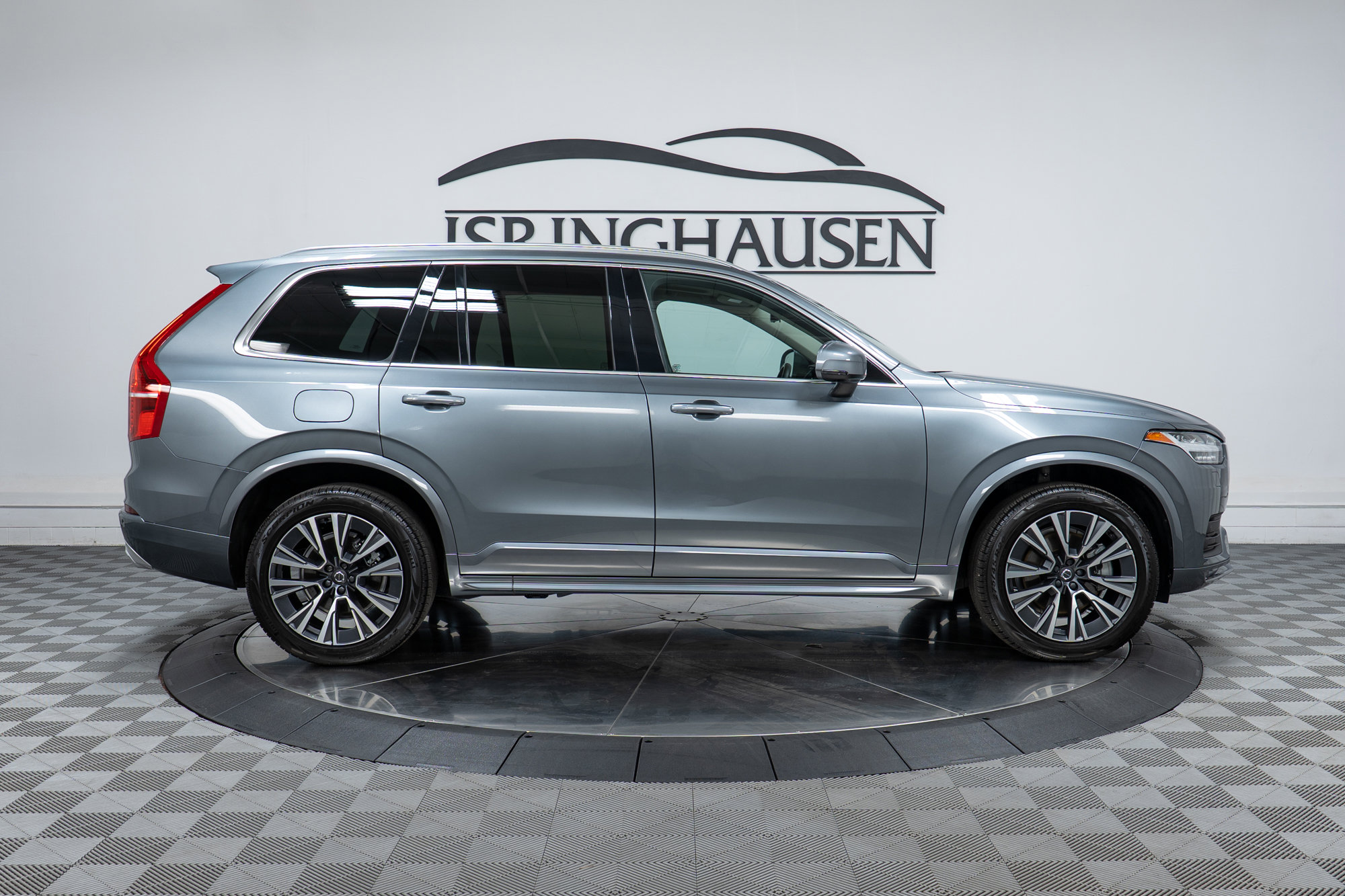 Used 2020 Volvo XC90 T6 Momentum image 4