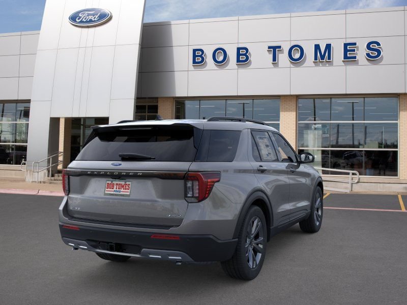 New 2026 Ford Explorer Active w/ Active Comfort Package AWD/4WD image 9