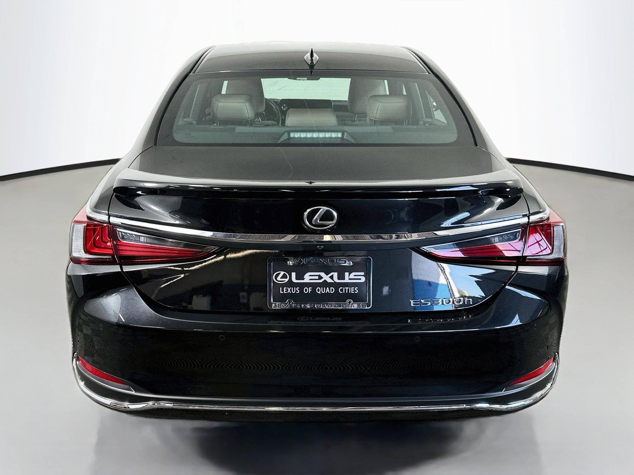 Certified 2025 Lexus ES 300h w/ Accessory Package (Z2) FWD image 6