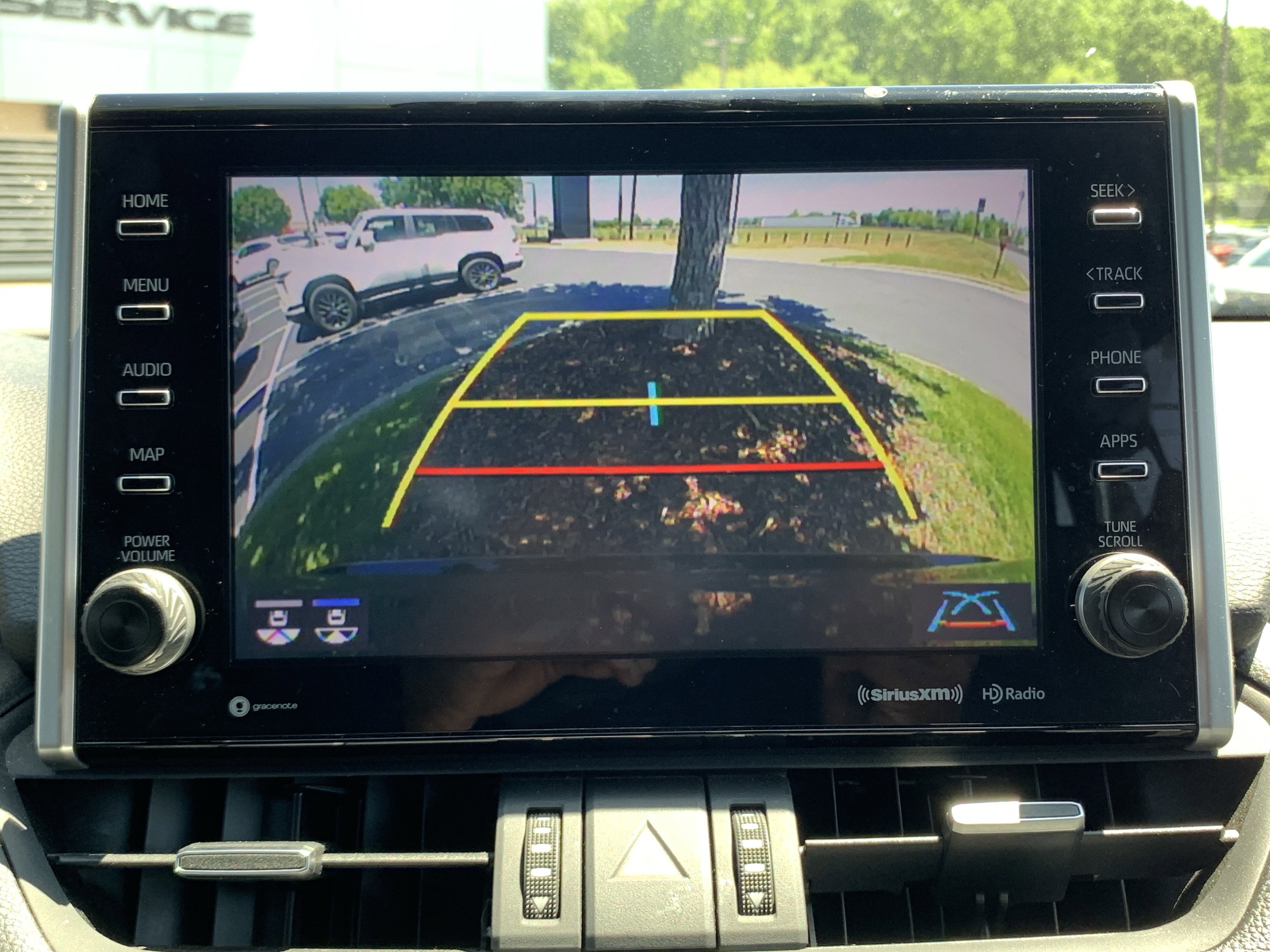 Used 2022 Toyota RAV4 XSE AWD/4WD image 25