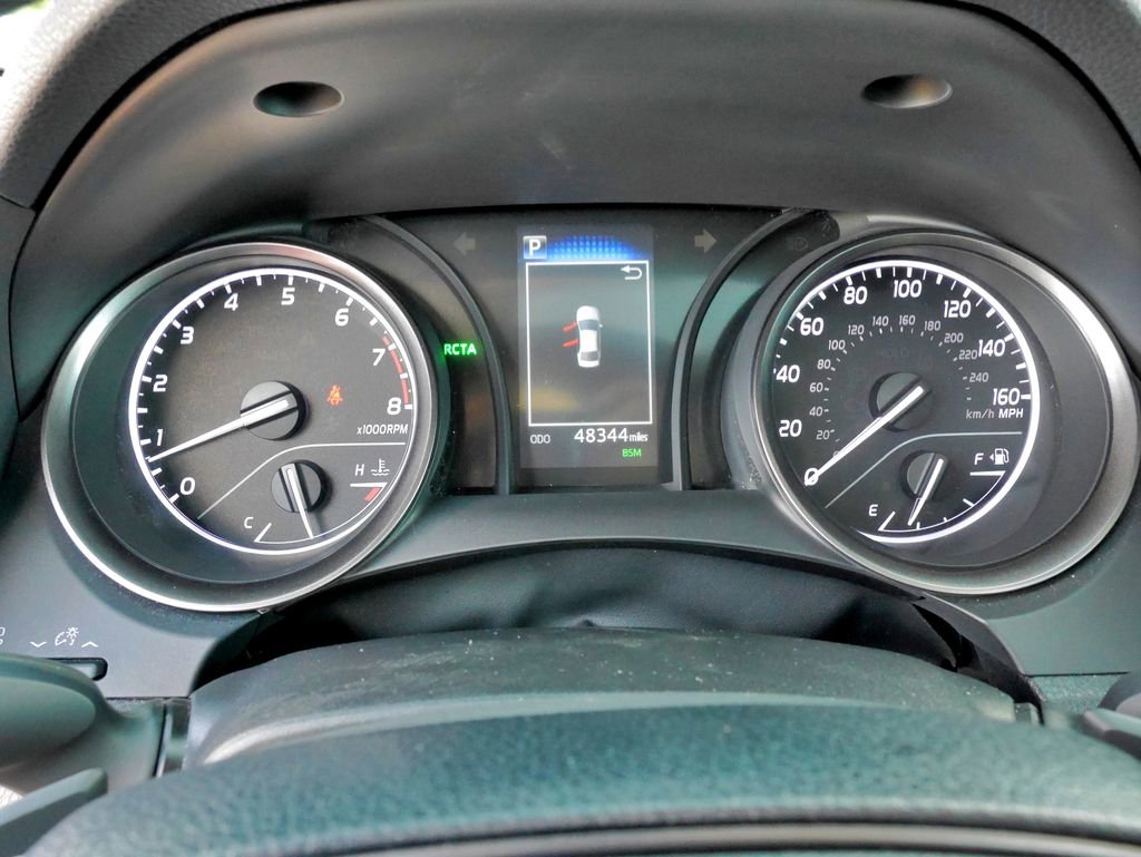 Used 2021 Toyota Camry SE w/ Cold Weather Package FWD image 24