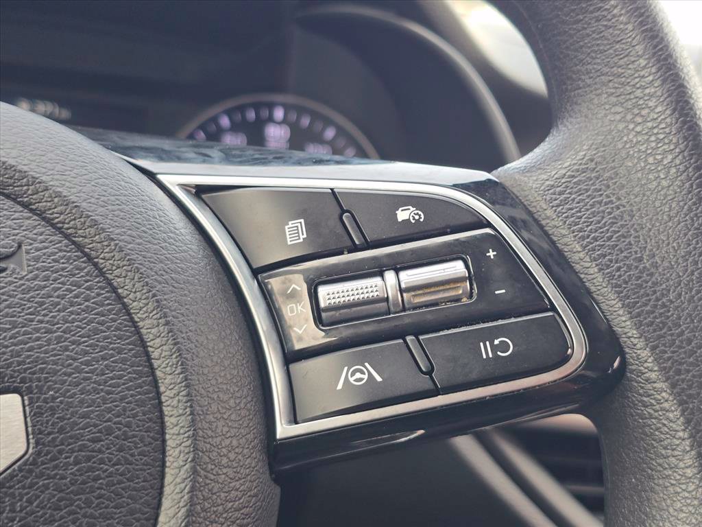 Used 2024 Kia Forte LXS w/ LXS Technology Package FWD image 25