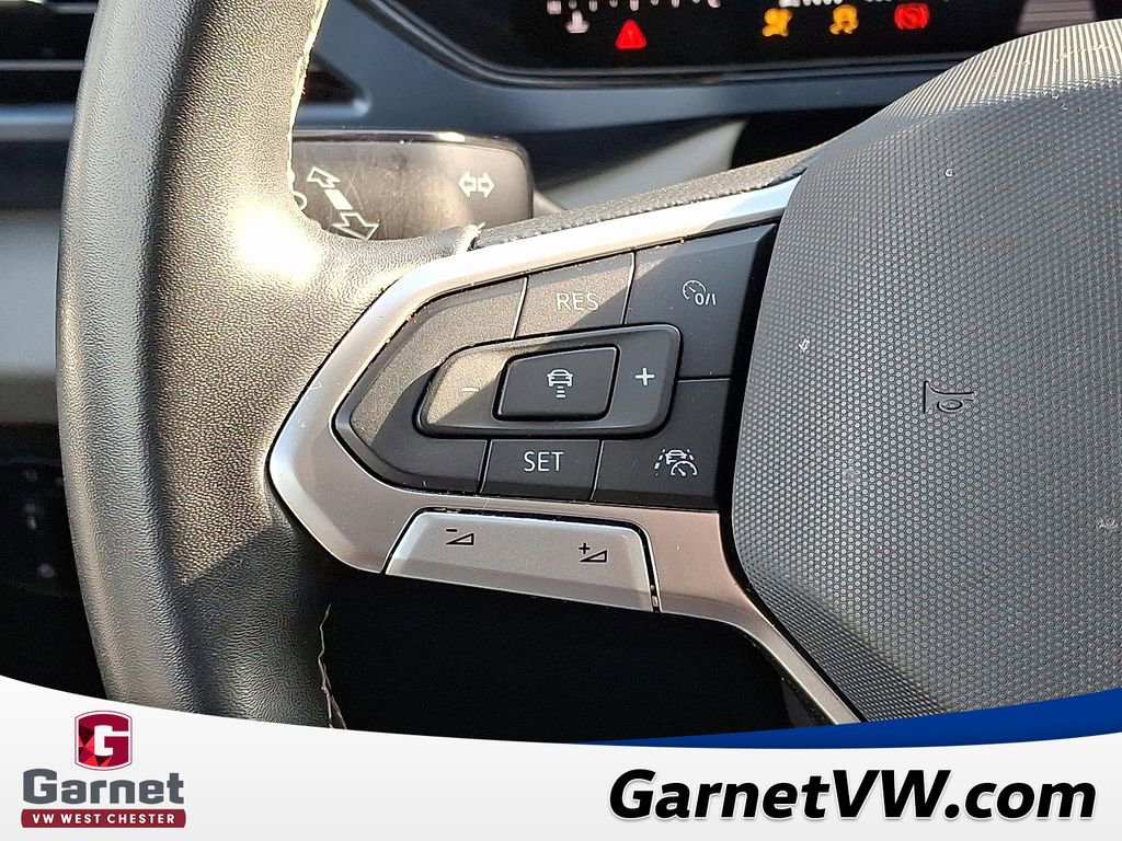 Certified 2023 Volkswagen Taos SE w/ Panoramic Sunroof Package image 21