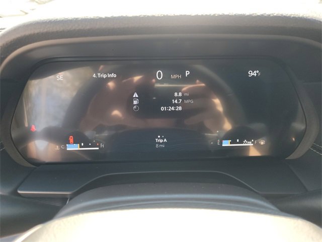 New 2025 Jeep Grand Cherokee Altitude image 30