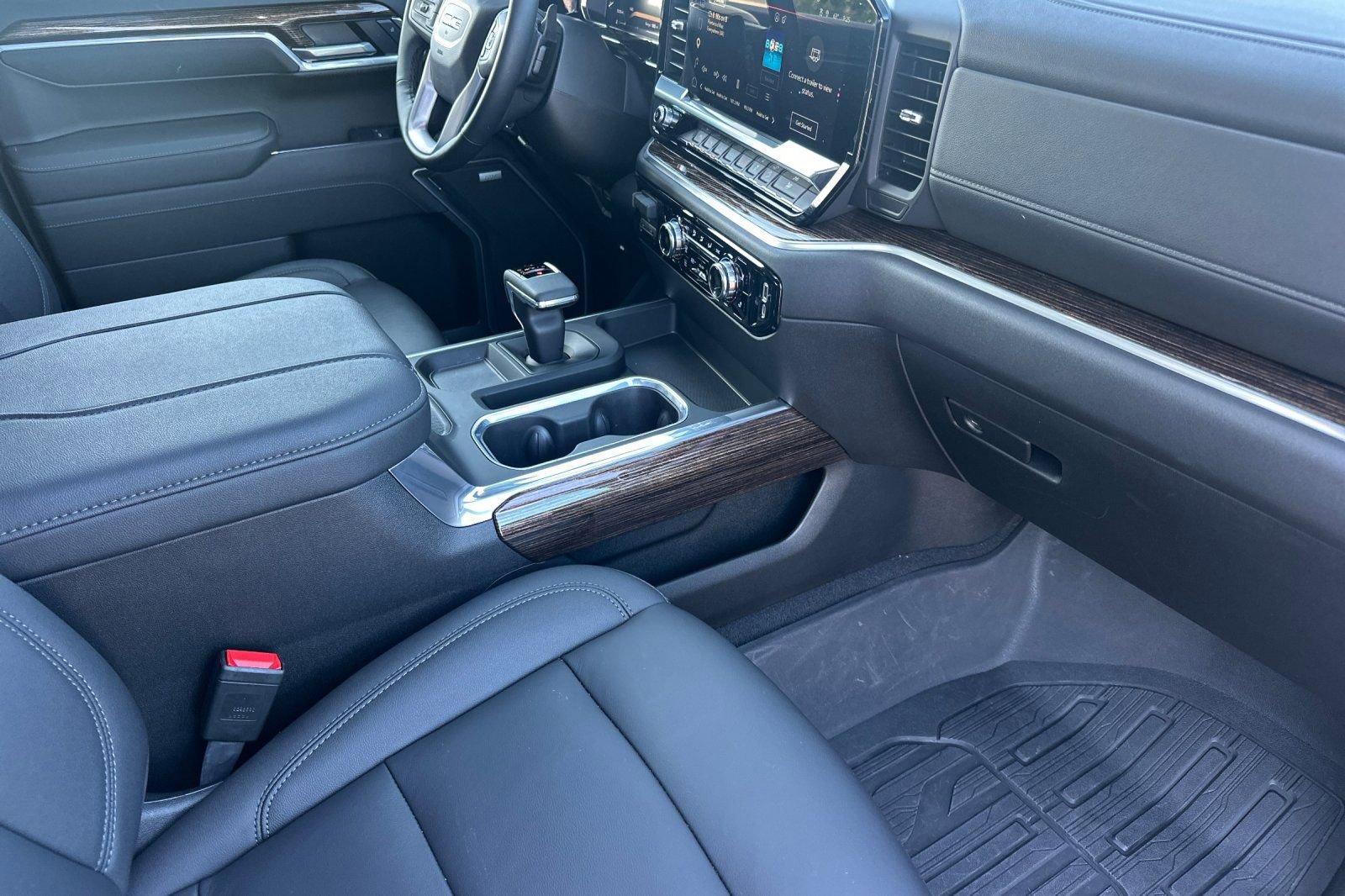 Used 2026 GMC Sierra 1500 Elevation w/ Elevation Premium Package AWD/4WD image 19