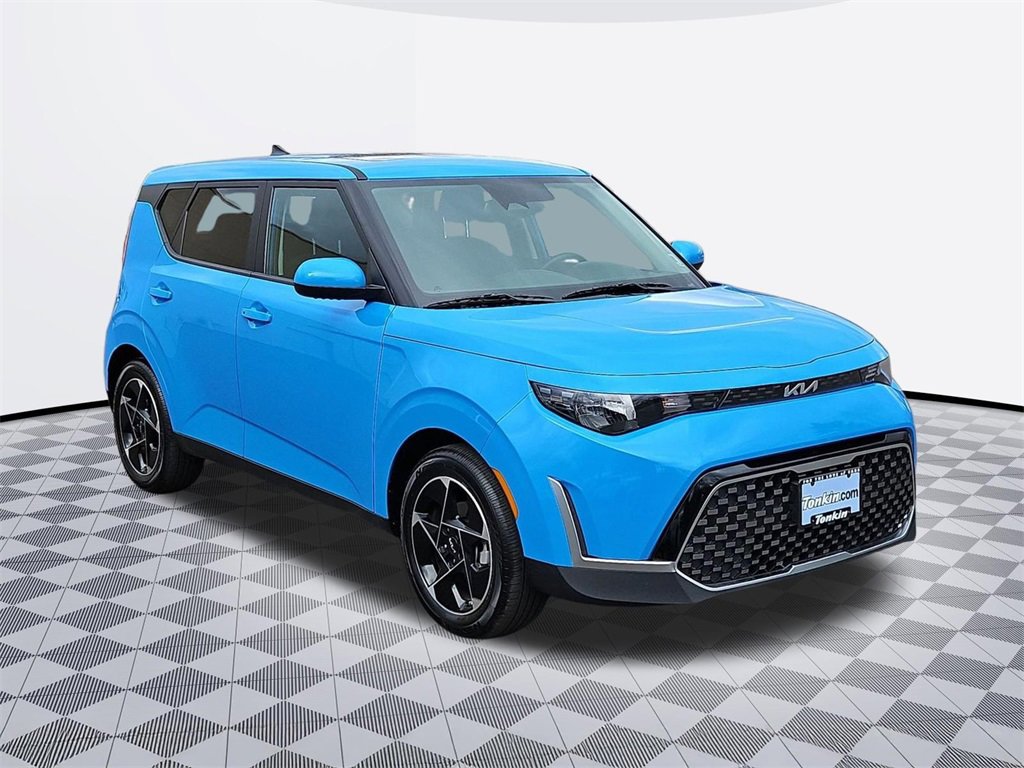 Used 2025 Kia Soul EX image 8