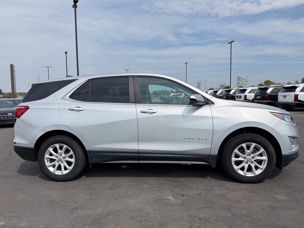 Used 2021 Chevrolet Equinox LT AWD/4WD image 4