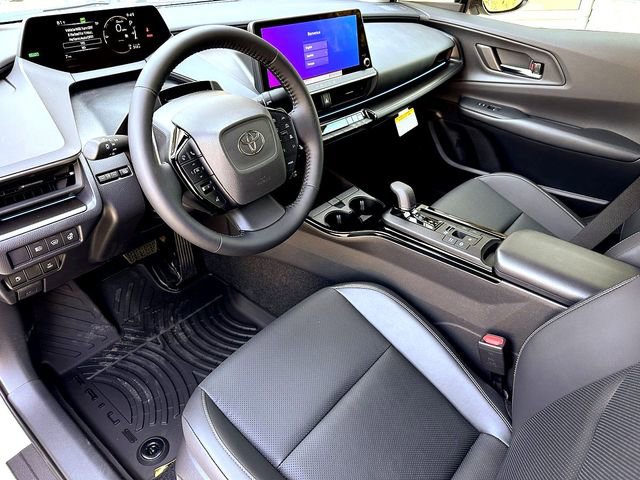 New 2026 Toyota Prius Plug-In Hybrid FWD image 12