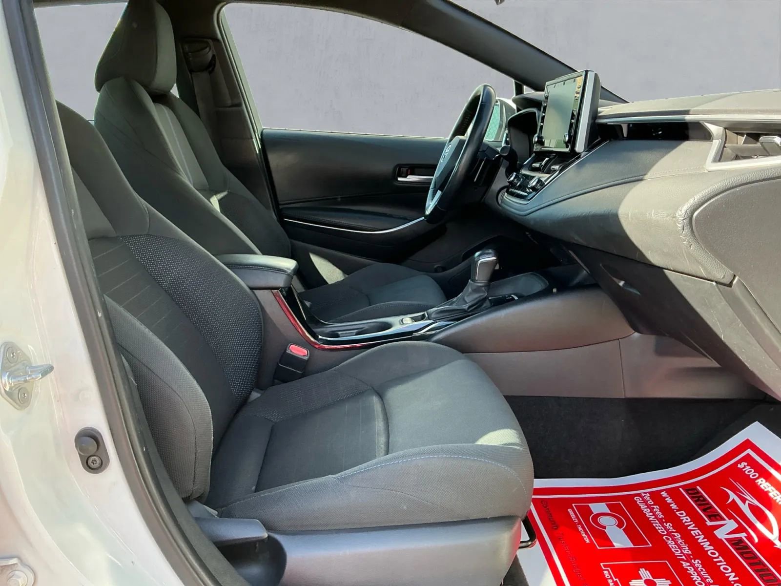 Used 2020 Toyota Corolla SE image 22