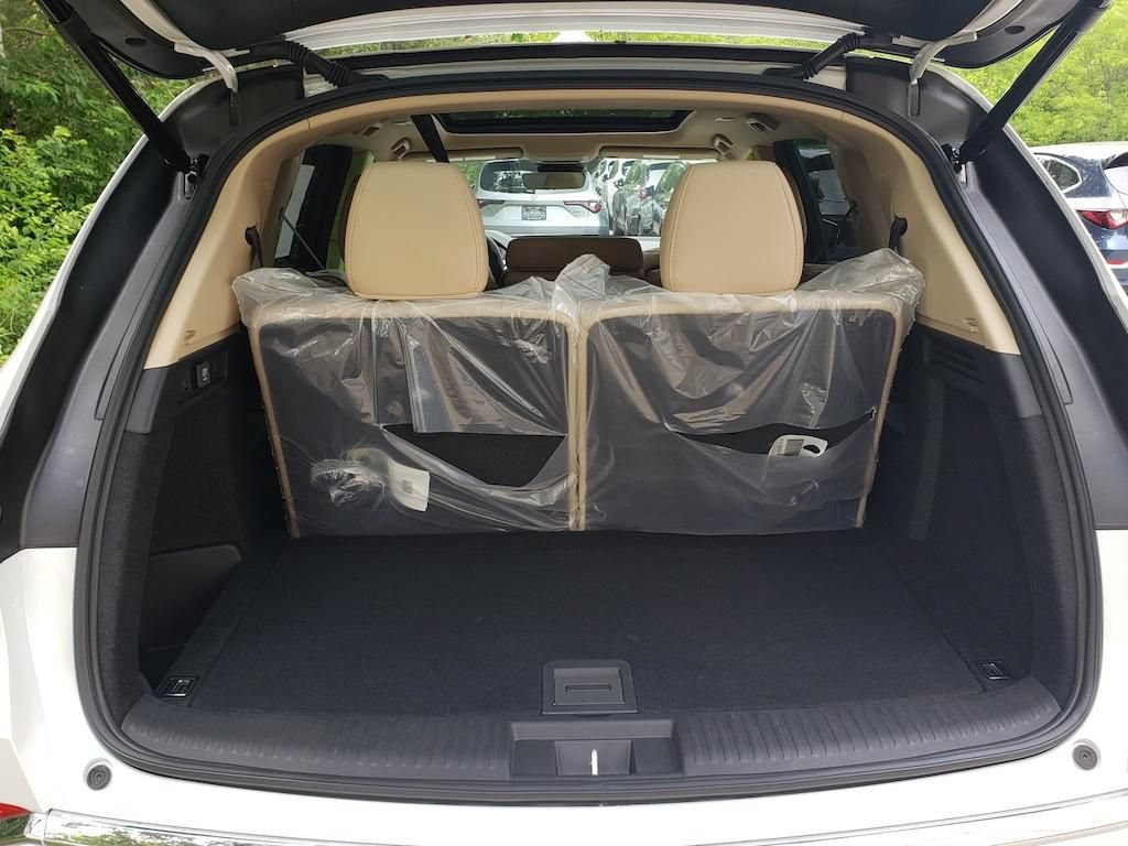 New 2026 Acura MDX SH-AWD image 5