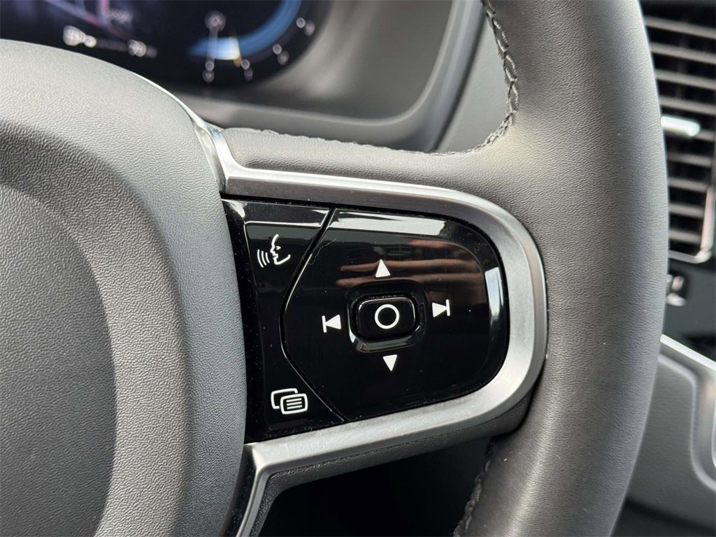 Used 2024 Volvo XC90 B6 Ultimate image 20