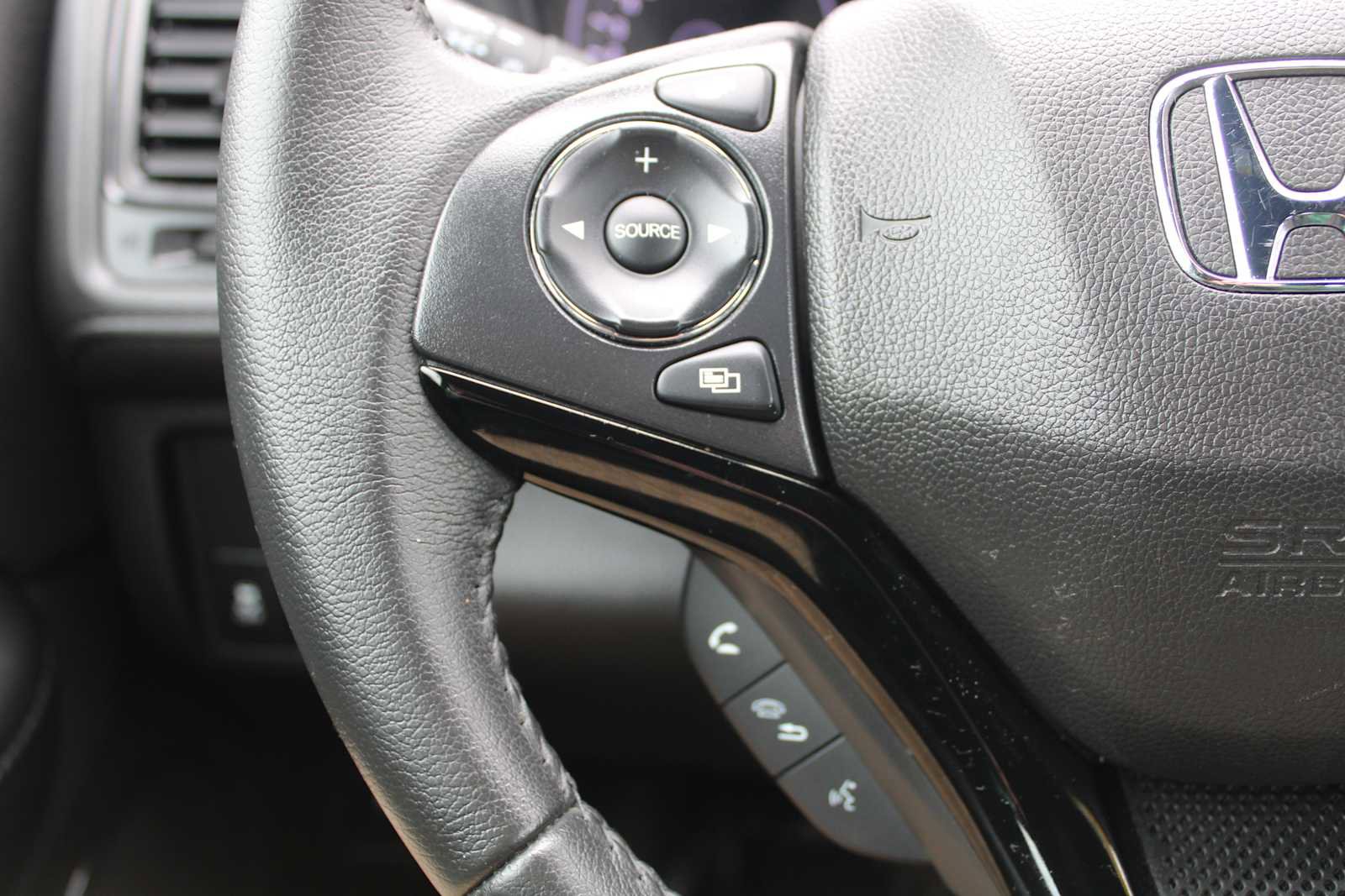 Used 2020 Honda HR-V Sport image 16