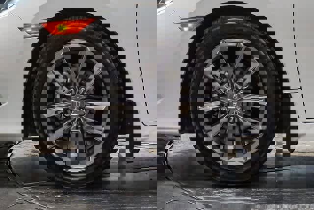 Used 2020 Honda Civic EX image 9