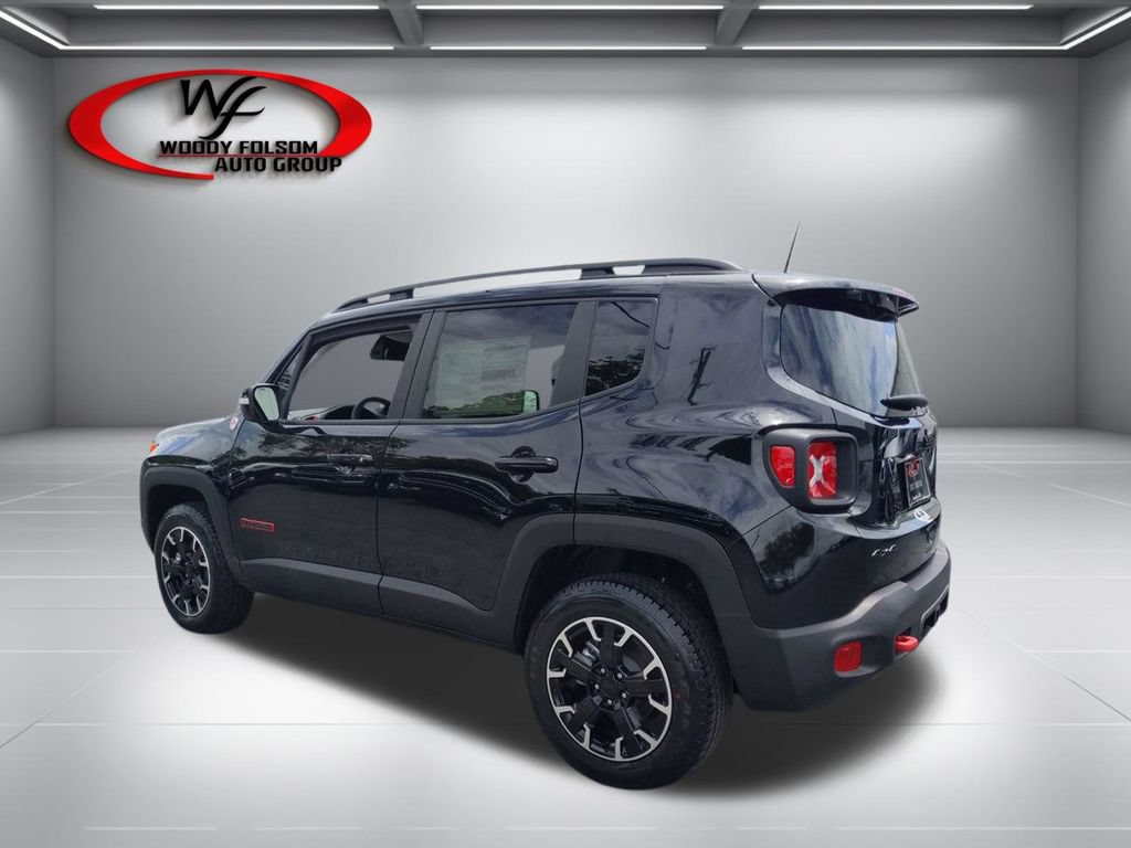 Used 2023 Jeep Renegade Trailhawk w/ Trailer Tow Group AWD/4WD image 7