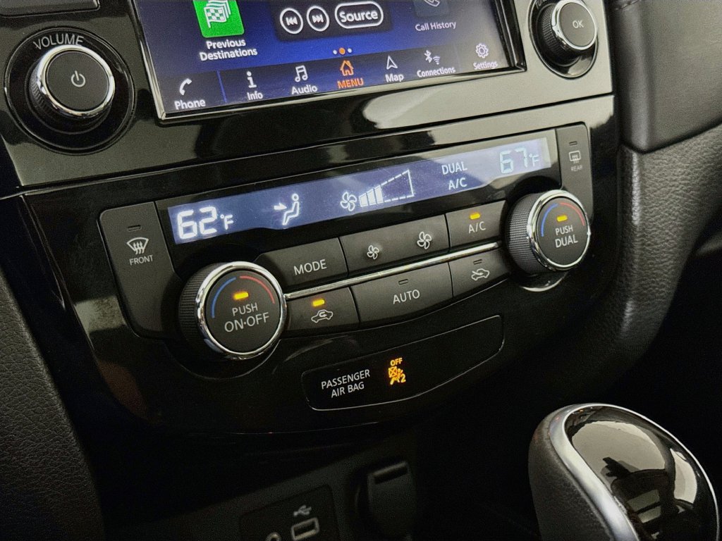 Used 2020 Nissan Rogue SL w/ Premium Package AWD/4WD image 18