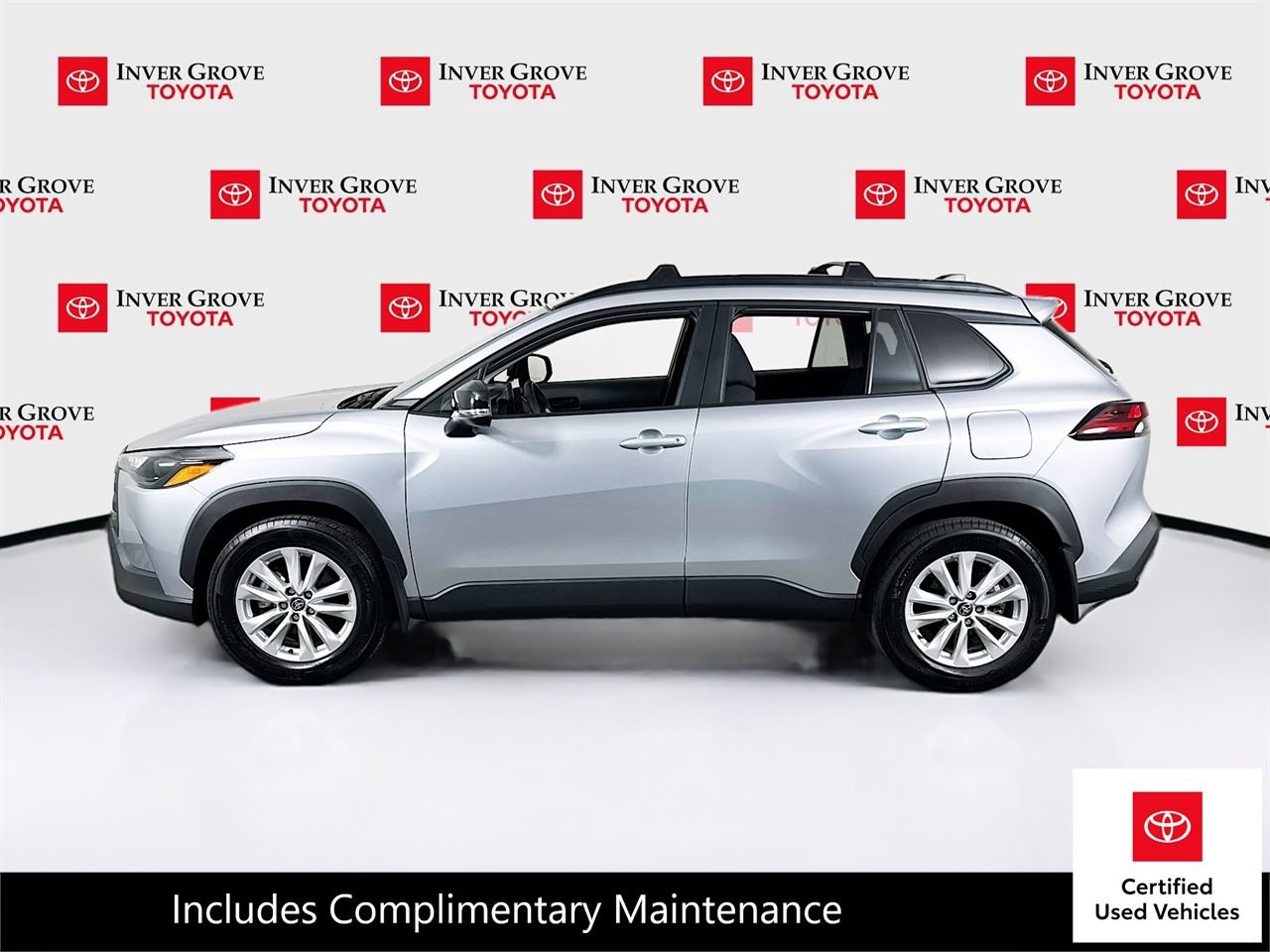 Certified 2026 Toyota Corolla Cross LE AWD/4WD image 8