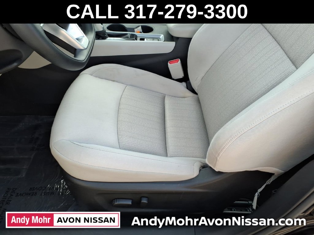 Used 2025 Nissan Altima 2.5 SV AWD/4WD image 19