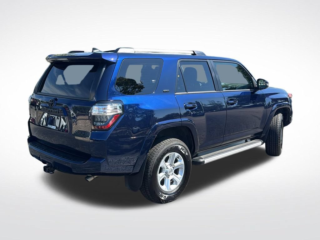 Used 2024 Toyota 4Runner SR5 Premium w/ Moonroof Package AWD/4WD image 7