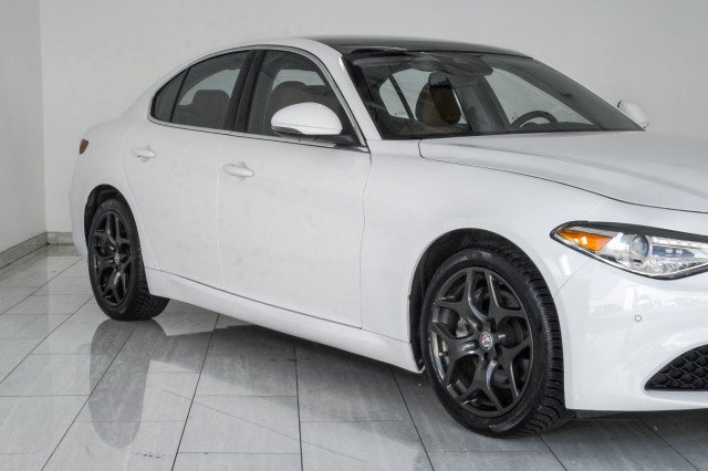Used 2021 Alfa Romeo Giulia Ti AWD/4WD image 65