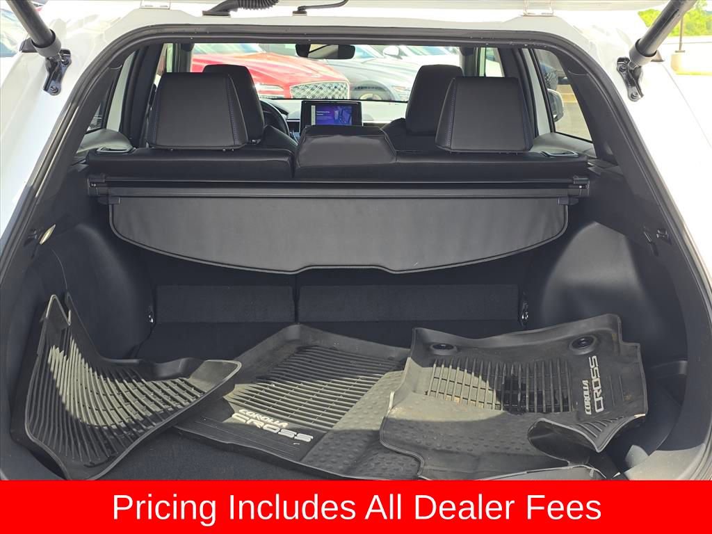 Used 2023 Toyota Corolla Cross AWD Hybrid w/ Convenience Package image 13