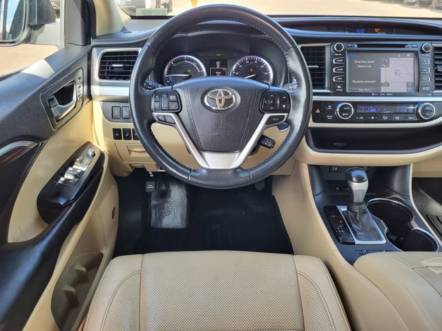 Used 2016 Toyota Highlander Limited Platinum AWD/4WD image 27