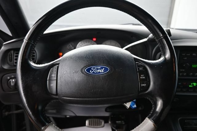 Used 2003 Ford F150 Harley-Davidson RWD image 12