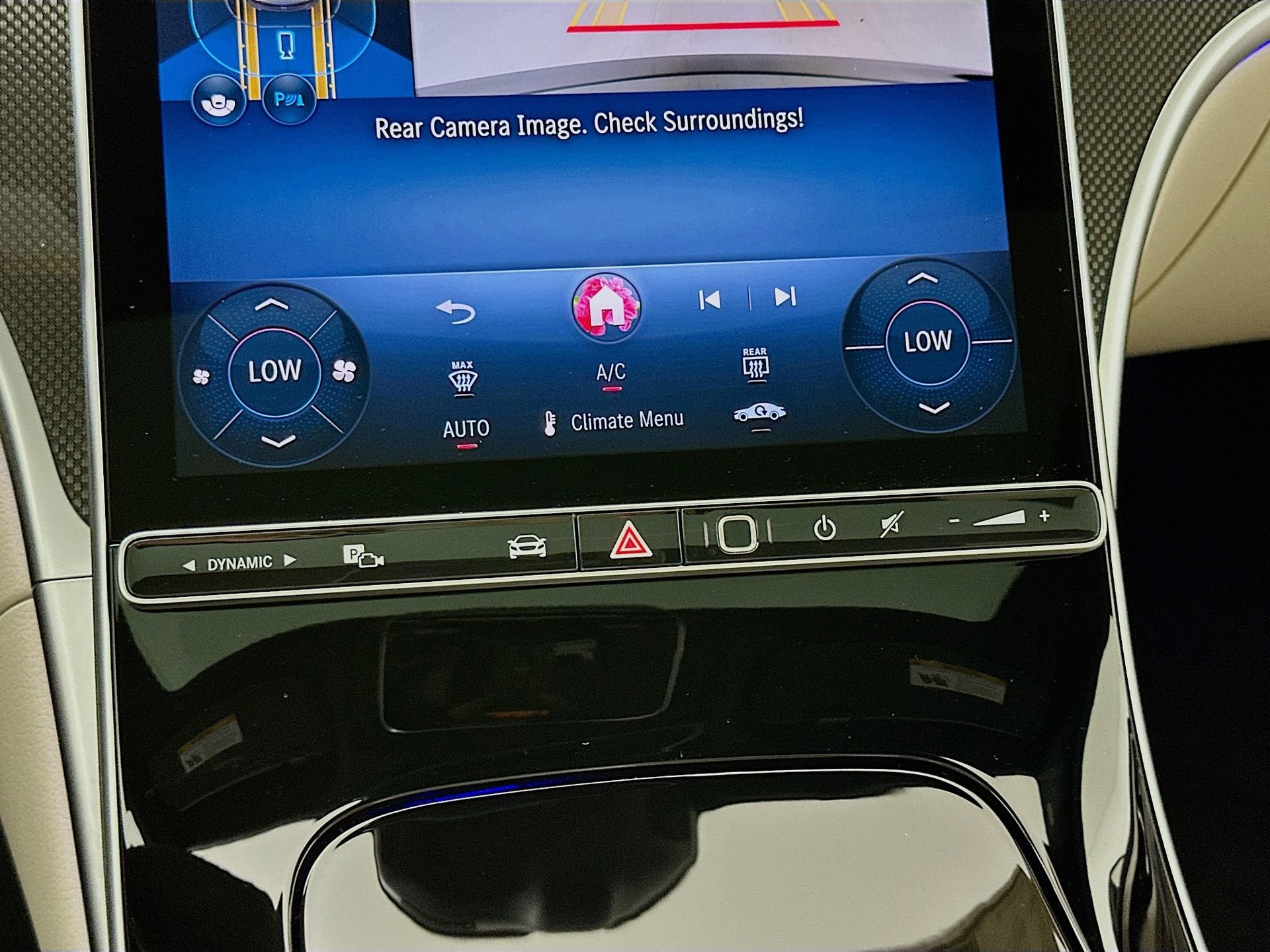 New 2026 Mercedes-Benz CLE 450 4MATIC Coupe image 17