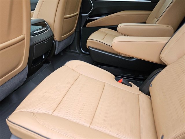 New 2026 Cadillac Escalade ESV Luxury w/ Touring Package image 21