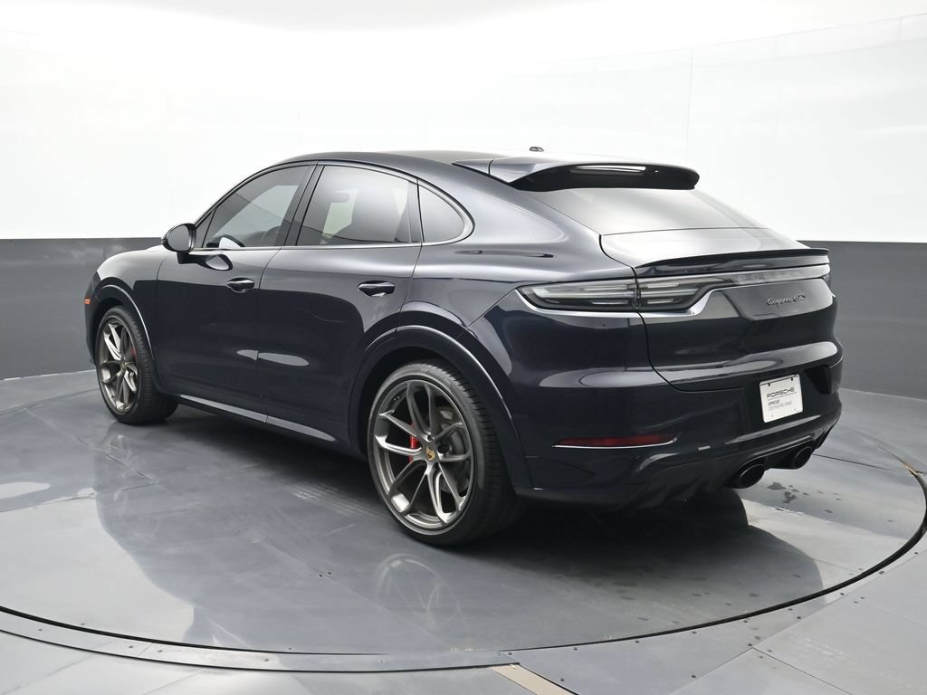 Certified 2023 Porsche Cayenne GTS AWD/4WD image 3
