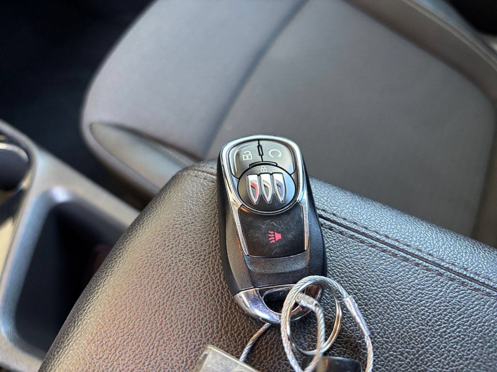 Used 2025 Buick Encore GX Preferred FWD image 24