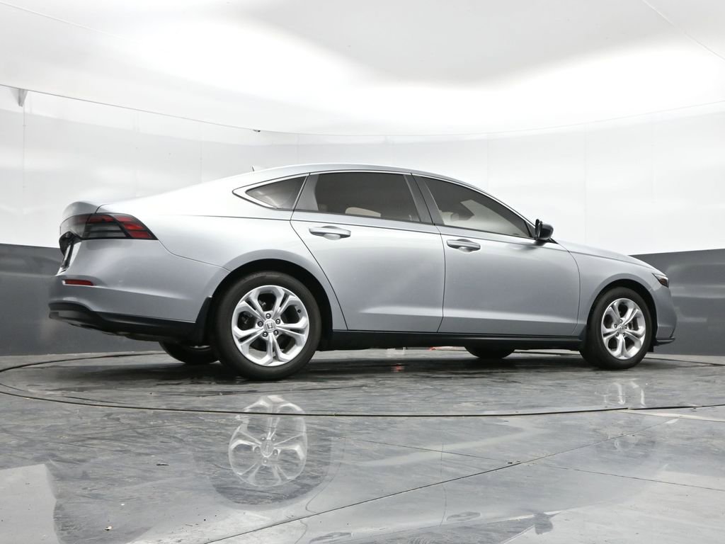 Used 2024 Honda Accord LX image 38