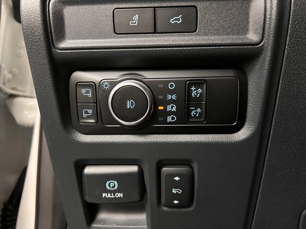 Used 2023 Ford Expedition Max Platinum AWD/4WD image 15