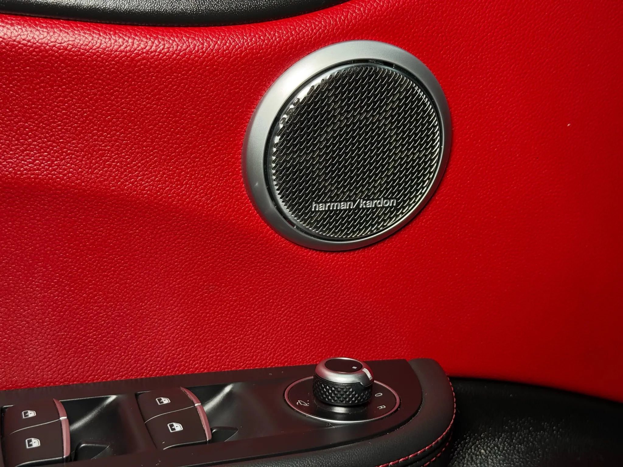 Used 2019 Alfa Romeo Giulia Ti Sport w/ Quick Order Package 22S Sport image 34