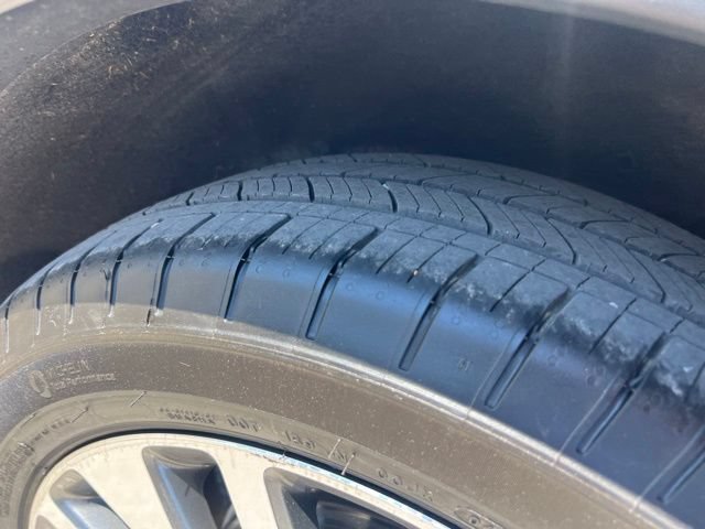 Certified 2020 Ford Escape Titanium AWD/4WD image 29