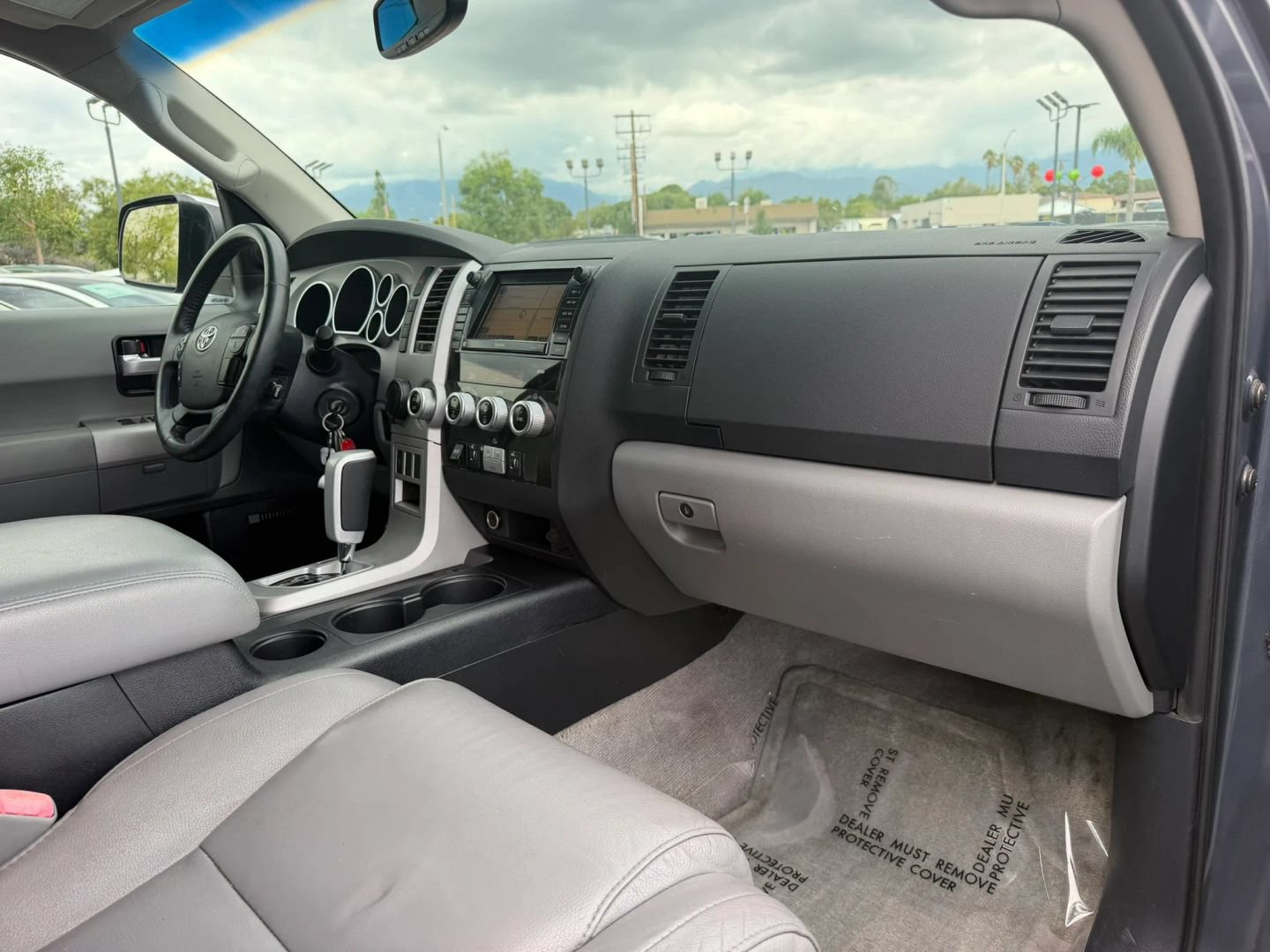 Used 2008 Toyota Sequoia Limited RWD image 36